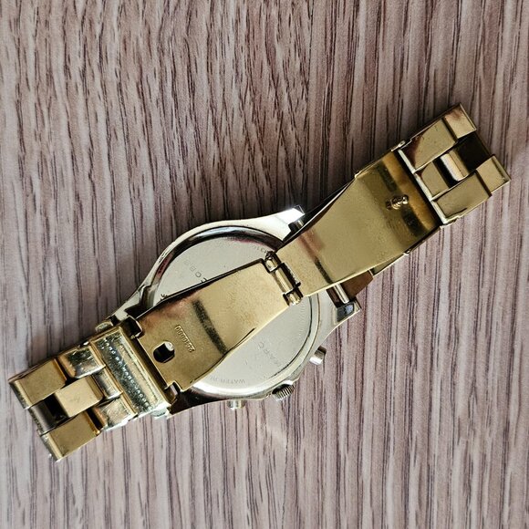 Marc Jacobs Chronograph Gold Dial Gold Steel Strap Watch for Women - MBM3105 - Picture 11 of 14